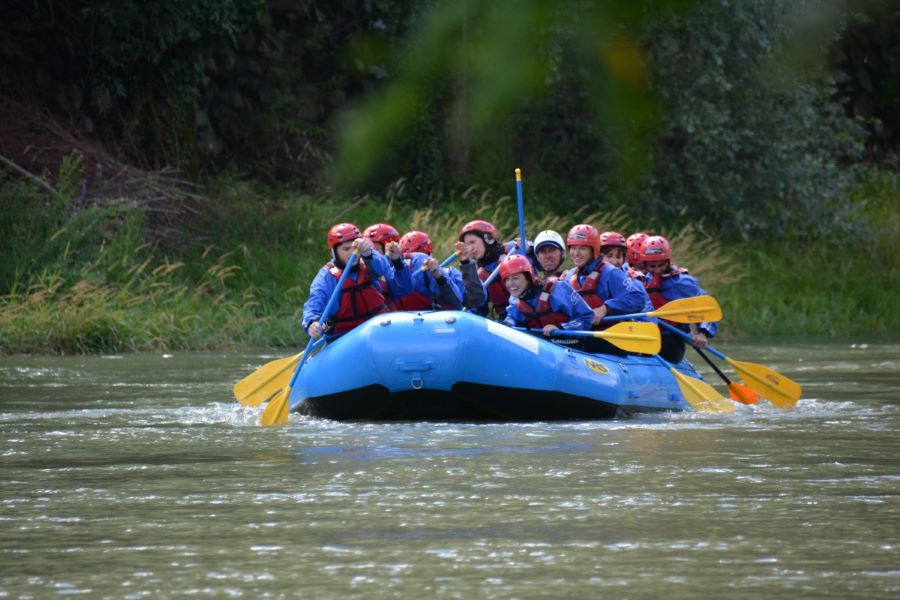 Voyage Privé Rafting Team Building