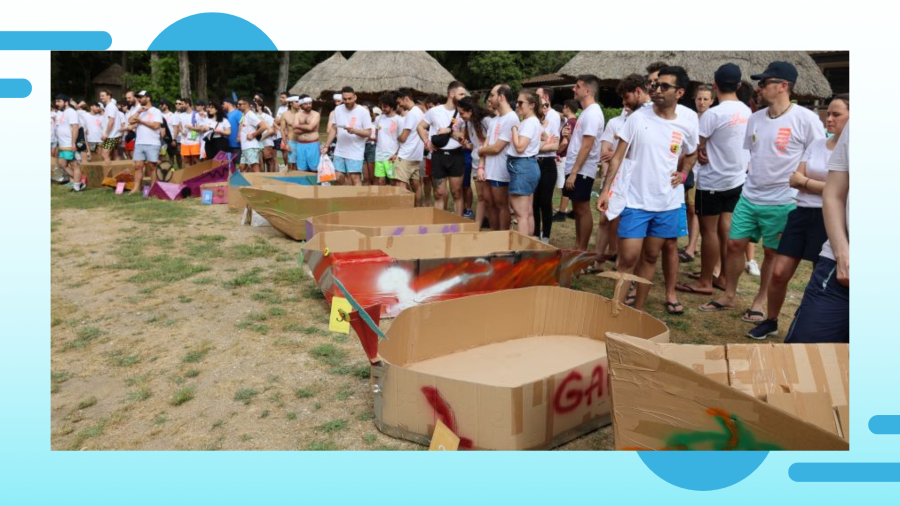 "Carton Boat" Team Building at a Seaside Resort for Iriscube Reply