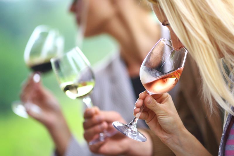 Wine Tasting: The Ideal Team Building Experience for Any Occasion 