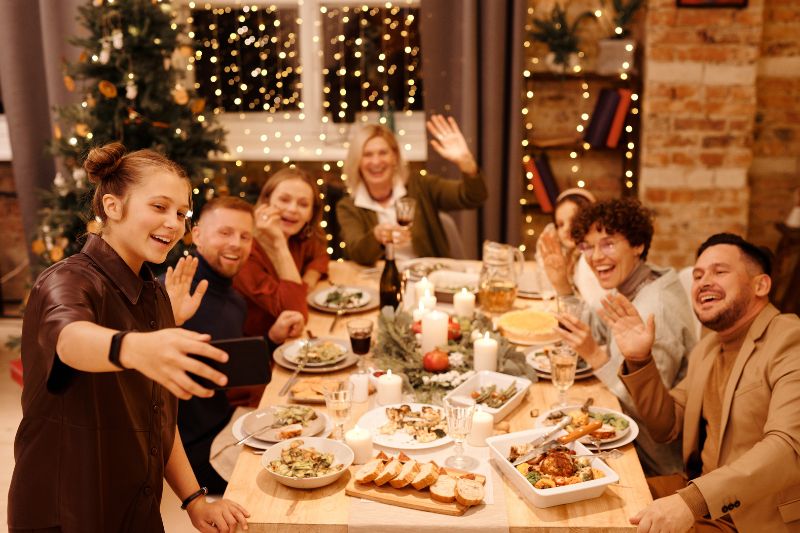 How to plan a christmas team-building event on a limited budget